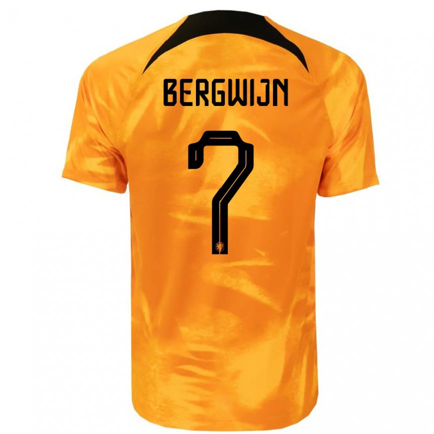 Mujer Camiseta Países Bajos Steven Bergwijn #7 Naranja Láser 1ª Equipación 22-24 México